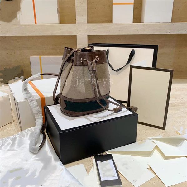 2021luxury designer women's fashion bucket bag genuine leather shoulder bag classic design crossbody bags lady handbags
2021luxury designer women's fashion bucket bag genuine leather shoulder bag classic design crossbody bags lady handbags