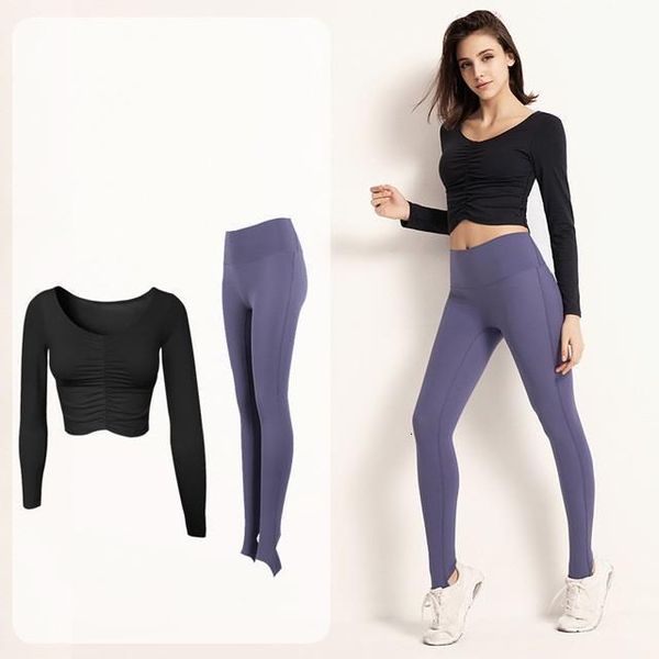 casual fitness female set sheath full sleeve short slinky fitting leggins sports martial arts health set for women, Gray
casual fitness female set sheath full sleeve short slinky fitting leggins sports martial arts health set for women, Gray