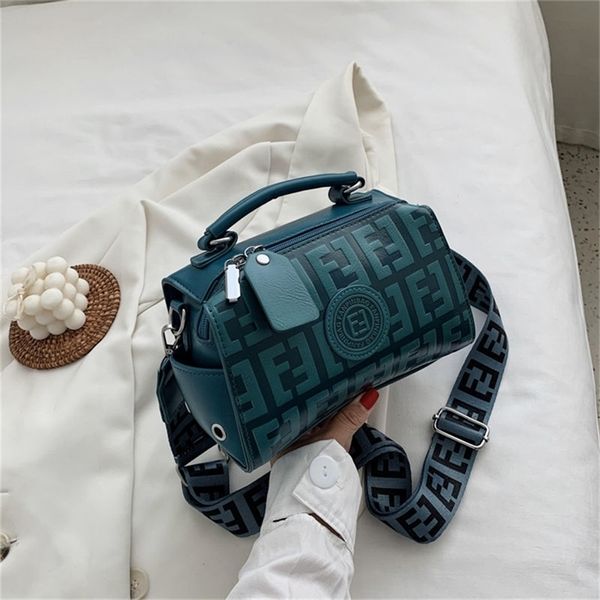 sale 90% off women's bag new fashion embossed letter hand soft leather small square one shoulder straddle retro women's
sale 90% off women's bag new fashion embossed letter hand soft leather small square one shoulder straddle retro women's