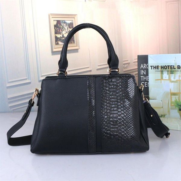 2021 women bags women handbags fashion shoulder bag famous brand designer handbag pu leather fashion bags wholesale a11
2021 women bags women handbags fashion shoulder bag famous brand designer handbag pu leather fashion bags wholesale a11