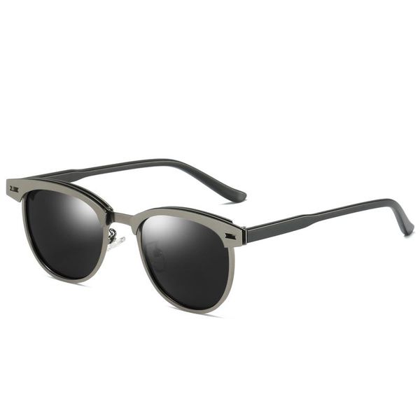 darktrees classic retro brand designer sunglasses shades for men\women, polarized, 100% uv protection, White;black
darktrees classic retro brand designer sunglasses shades for men\women, polarized, 100% uv protection, White;black