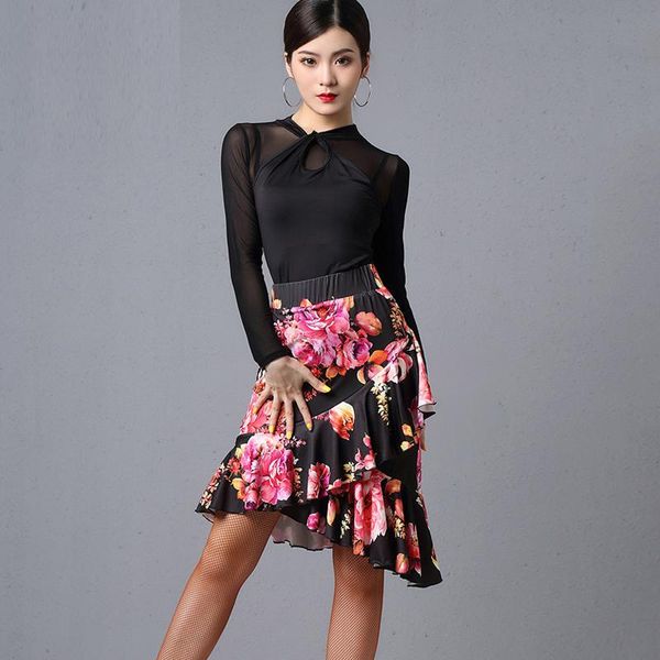 stage wear latin dance practice clothes female mesh long-sleeved shirt printed skirt ballroom samba performance dress dl4715, Black;red
stage wear latin dance practice clothes female mesh long-sleeved shirt printed skirt ballroom samba performance dress dl4715, Black;red