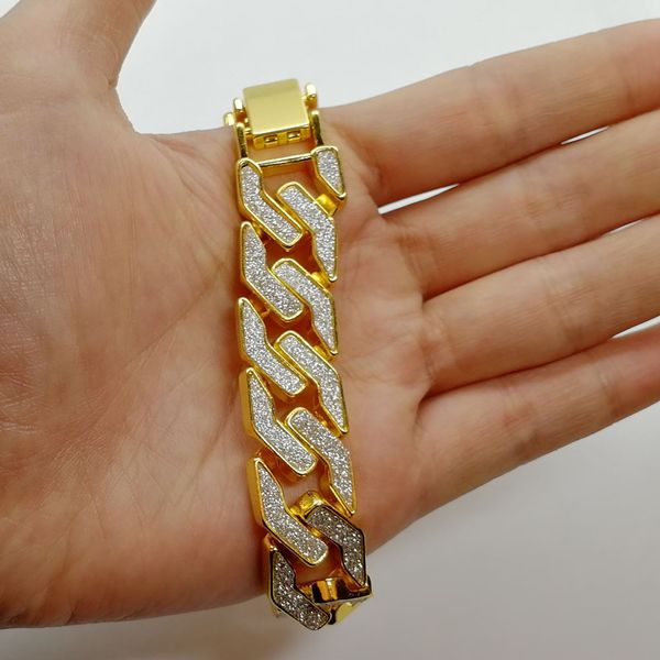 cuban chain bracelet for mens quality pop club accessories ice out hip hop bracelets gold plating bangle zircon chains, Golden;silver
cuban chain bracelet for mens quality pop club accessories ice out hip hop bracelets gold plating bangle zircon chains, Golden;silver