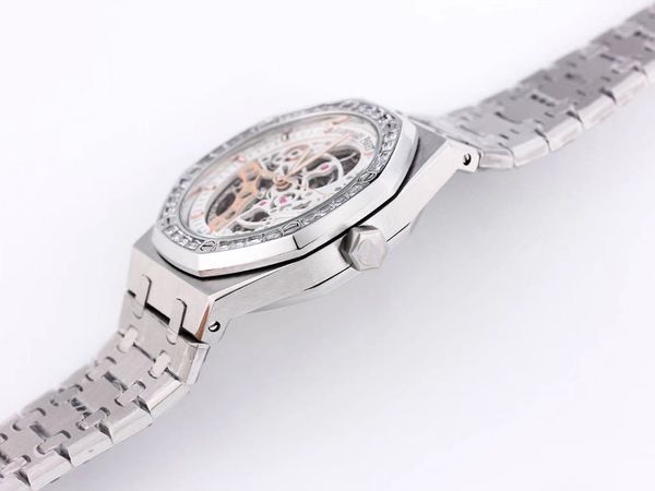 men's mechanical watch, square drill three needles, 41 mm, hollow-out mechanical movement, scratch-proof glass mirror, men's sport, Slivery;brown
men's mechanical watch, square drill three needles, 41 mm, hollow-out mechanical movement, scratch-proof glass mirror, men's sport, Slivery;brown