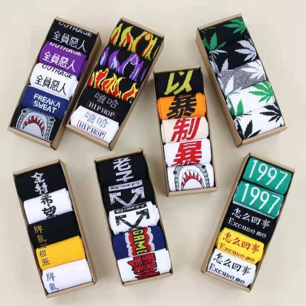 new fashion socks children's skateboard stockings men's hip hop socks korean version european and american street lovers' pop, Black
new fashion socks children's skateboard stockings men's hip hop socks korean version european and american street lovers' pop, Black