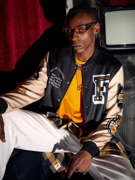 men cartoon and slogan graphic contrast sleeve bomber jacket a6pg#, Black;brown
men cartoon and slogan graphic contrast sleeve bomber jacket a6pg#, Black;brown