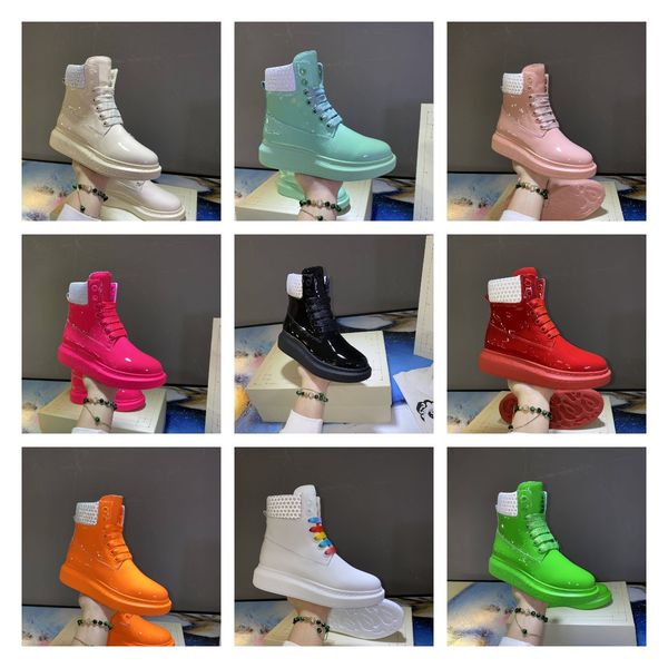 2020 fashion designer shoes 3m reflective women men leather platform casual shoe triple white black red navy mens flat chaussures k4
2020 fashion designer shoes 3m reflective women men leather platform casual shoe triple white black red navy mens flat chaussures k4