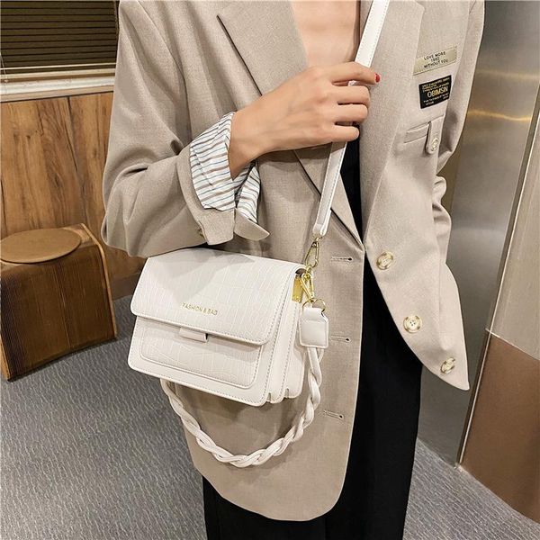 shoulder bags european andamerican retro handbags2021 fashion ladies messenger small square bag korean version single underarm
shoulder bags european andamerican retro handbags2021 fashion ladies messenger small square bag korean version single underarm