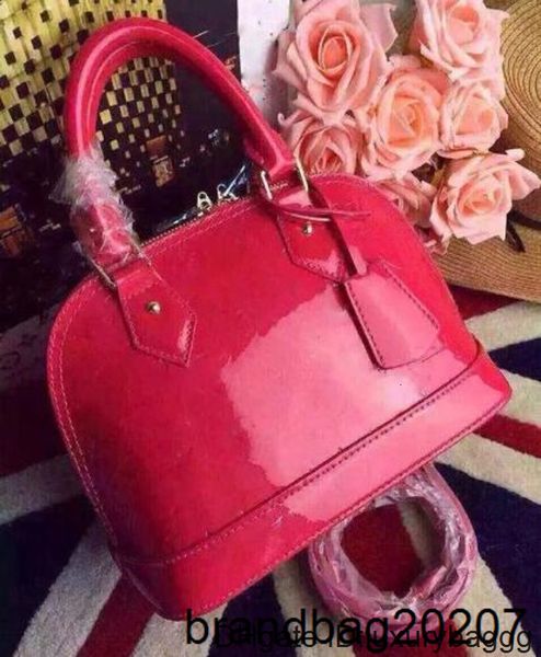 alma bb newset pm shell women genuine leather flower embossed shoulder bags with lock handbags crossbody bag
alma bb newset pm shell women genuine leather flower embossed shoulder bags with lock handbags crossbody bag