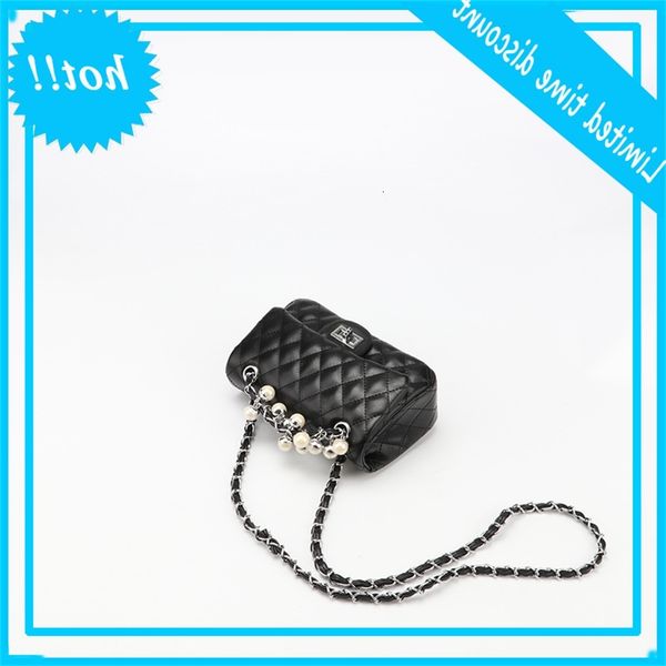 maidudu women's 2020 new embroidered rhombic chain single shoulder messenger pearl bag 
maidudu women's 2020 new embroidered rhombic chain single shoulder messenger pearl bag