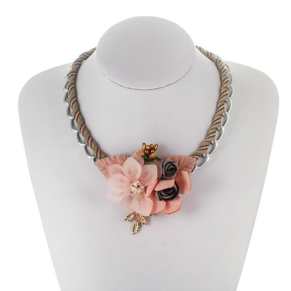 pendant necklaces the resin flower necklace hand-woven cloth art pink exaggerated jewelry fashionable woman party atmosphere, Silver
pendant necklaces the resin flower necklace hand-woven cloth art pink exaggerated jewelry fashionable woman party atmosphere, Silver