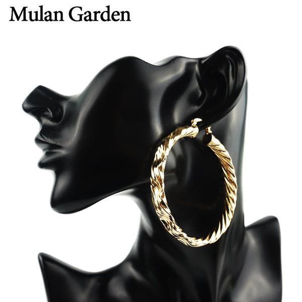hoop & huggie m&g hollow circle big gold earrings for women light round fashion unique hoops accessories brincos jewelry, Golden;silver
hoop & huggie m&g hollow circle big gold earrings for women light round fashion unique hoops accessories brincos jewelry, Golden;silver