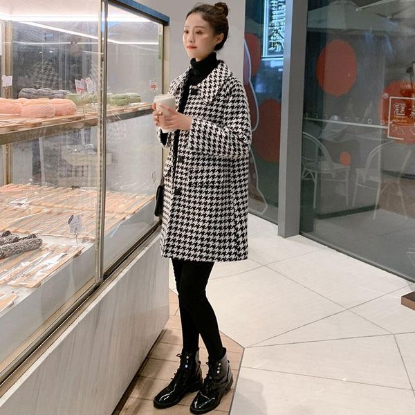 women's wool & blends female houndstooth woolen coat winter doll collar mid-length small fragrance korean loose cocoon, Black
women's wool & blends female houndstooth woolen coat winter doll collar mid-length small fragrance korean loose cocoon, Black