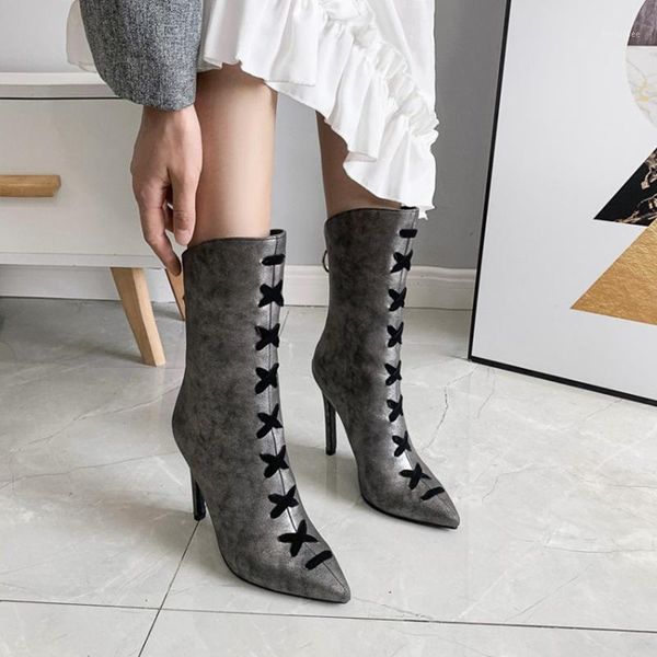 ladies big size 32-48 short woman mujer ankle boots super high heel11cm party wedding women shoes pumps 1266-61, Black
ladies big size 32-48 short woman mujer ankle boots super high heel11cm party wedding women shoes pumps 1266-61, Black