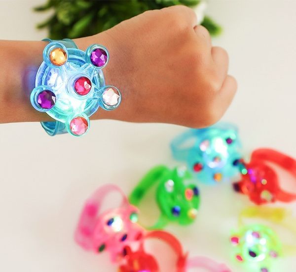 factory gyro bright children luminous bracelets bracelet lighting rotating hand rings wrist toy watch birthday school gifts
factory gyro bright children luminous bracelets bracelet lighting rotating hand rings wrist toy watch birthday school gifts