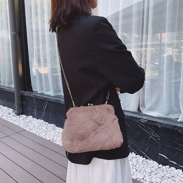 fashion plush chain women shoulder bags designer candy female crossbody bags luxury fur crossbody bag female daily bag purse
fashion plush chain women shoulder bags designer candy female crossbody bags luxury fur crossbody bag female daily bag purse
