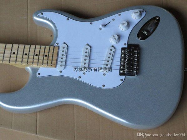 shipping new st 6 string silver electric guitar in stock, noise reduction pickup @8
shipping new st 6 string silver electric guitar in stock, noise reduction pickup @8