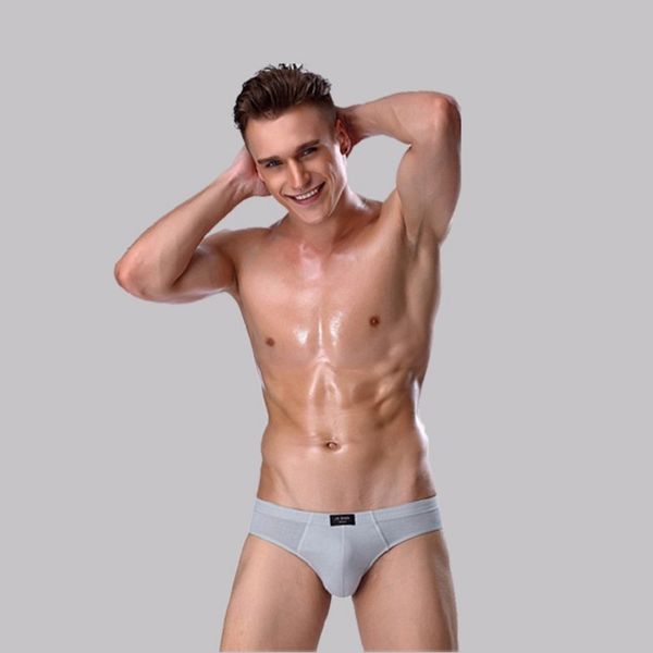 2021 new lot package pure cotton underwear comfortable briefs under middle use of the warm waist male panties jjbd, Black;white
2021 new lot package pure cotton underwear comfortable briefs under middle use of the warm waist male panties jjbd, Black;white