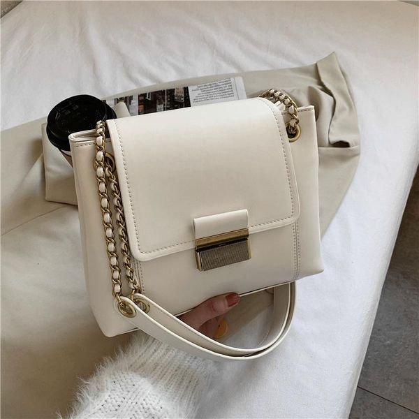 unique design white chain shoulder bags for women gold lock crossbody bag large capacity date bag 2021