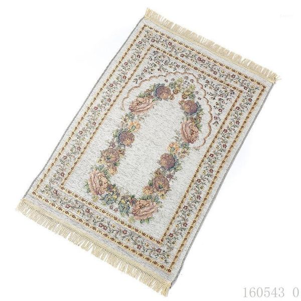 new thin chenille travelling islamic prayer mat 70*110cm carpet for worship salat musallah prayer rug praying mat tapete1
new thin chenille travelling islamic prayer mat 70*110cm carpet for worship salat musallah prayer rug praying mat tapete1