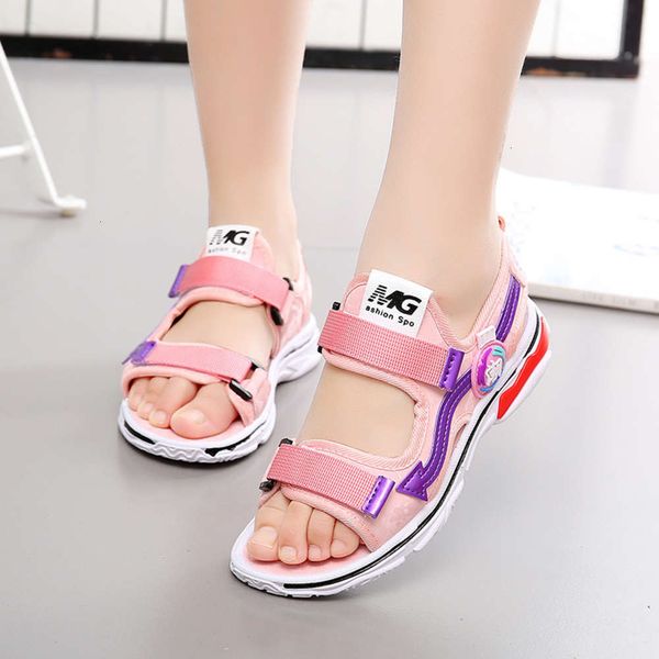 korean boys' sandals version of big kids and small kids' soft sole fashion beach baby's sho 2020 summer new, Black;red
korean boys' sandals version of big kids and small kids' soft sole fashion beach baby's sho 2020 summer new, Black;red