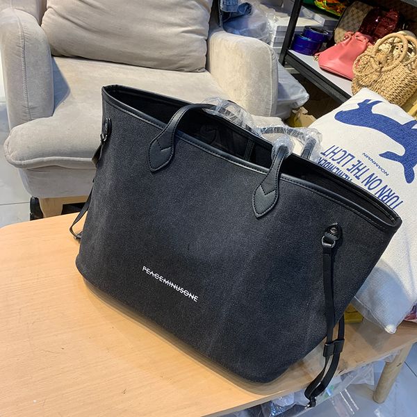big 2020 new large capacity canvas female leisure minority designer single shoulder mother child tote bag
big 2020 new large capacity canvas female leisure minority designer single shoulder mother child tote bag