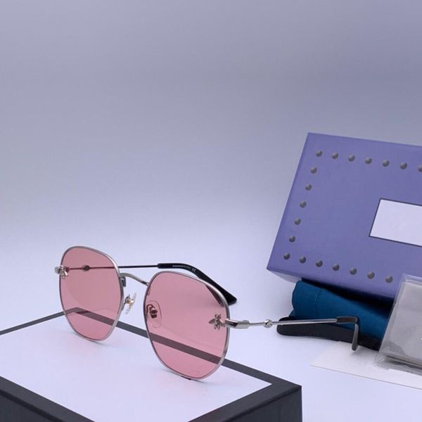 2289 sunglasses for women popular fashion summer style with the bees uv400 connection lens come with case, White;black
2289 sunglasses for women popular fashion summer style with the bees uv400 connection lens come with case, White;black