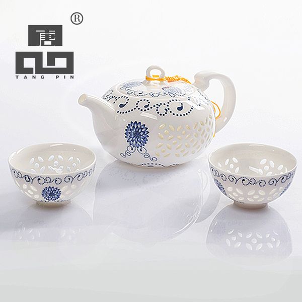 tangpin blue-and-white exquisite ceramic teapot kettles cup porcelain chinese kung fu tea set drinkware q1218
tangpin blue-and-white exquisite ceramic teapot kettles cup porcelain chinese kung fu tea set drinkware q1218