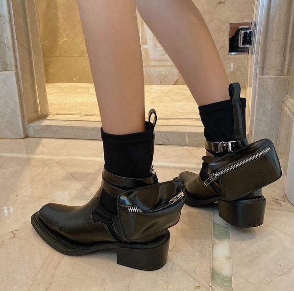 new luxury designer women boots pu leather ankle boots black pocket motorcycle boot platform winter shoes chelsea boots
new luxury designer women boots pu leather ankle boots black pocket motorcycle boot platform winter shoes chelsea boots