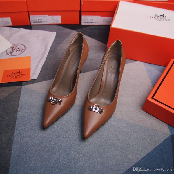 all blue fashion women's high heels party wedding triple black and white pink flash pointed high heels women's dress shoes 49
all blue fashion women's high heels party wedding triple black and white pink flash pointed high heels women's dress shoes 49