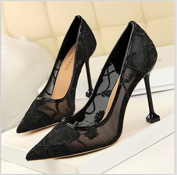 2021 new design women's fashion high heel shoes office lady lace flower pumps thin heels 10cm lady outdoor casual dinner pointed toe, Black
2021 new design women's fashion high heel shoes office lady lace flower pumps thin heels 10cm lady outdoor casual dinner pointed toe, Black