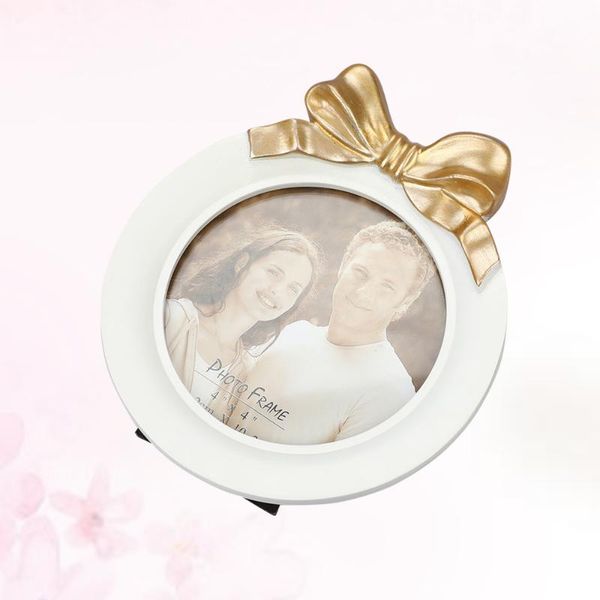1pc resin golden bowknot picture frame decorative p holder furnishing articles for living room bedroom store birthday annive
1pc resin golden bowknot picture frame decorative p holder furnishing articles for living room bedroom store birthday annive