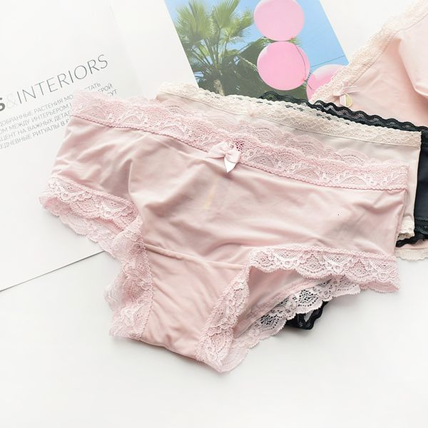 low waist milk lace traceless solid color silk ice women's triangle underwear, Black;pink
low waist milk lace traceless solid color silk ice women's triangle underwear, Black;pink