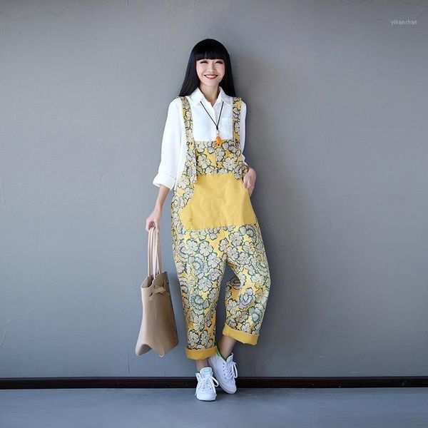 2020 summer new korean plus size yellow overalls loose wide leg pants women jeans washed print rompers strap vintage jumpsuits1, Black;white
2020 summer new korean plus size yellow overalls loose wide leg pants women jeans washed print rompers strap vintage jumpsuits1, Black;white