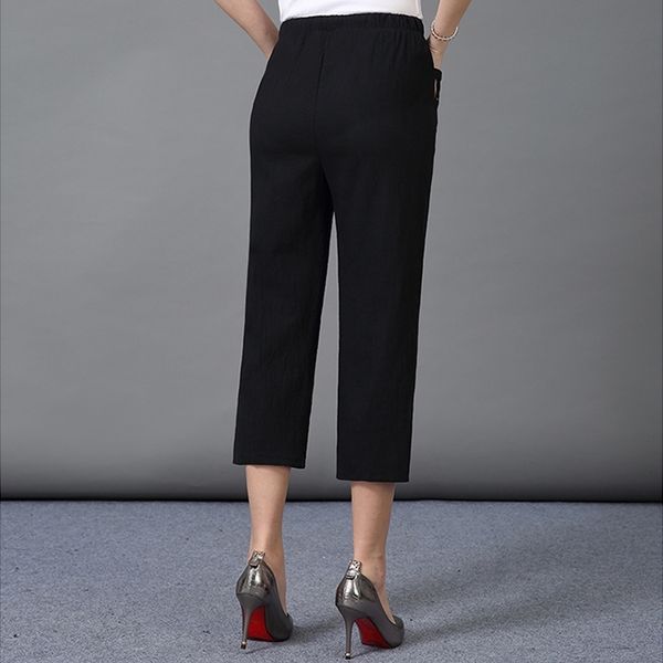 woman spring cotton linen female summer casual thin 3/4 trousers women elastic waist capris pants plus size 4xl y200418, Black;white
woman spring cotton linen female summer casual thin 3/4 trousers women elastic waist capris pants plus size 4xl y200418, Black;white