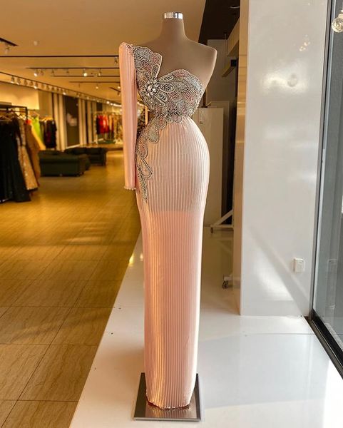 aso ebi 2020 arabic luxurious beaded crystals evening dresses sheer neck prom dresses sheath formal party second reception gowns zj256, Black
aso ebi 2020 arabic luxurious beaded crystals evening dresses sheer neck prom dresses sheath formal party second reception gowns zj256, Black