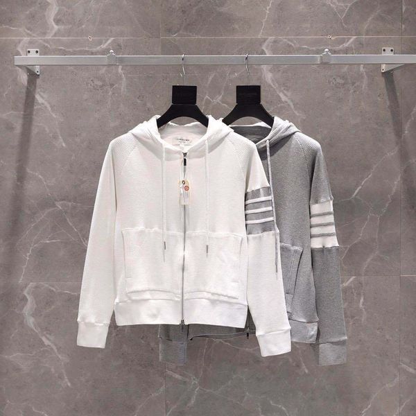 brand new fashion trend of autumn 2020 tb waffle four bar cardigan coat loose lovers' sweater, Black
brand new fashion trend of autumn 2020 tb waffle four bar cardigan coat loose lovers' sweater, Black