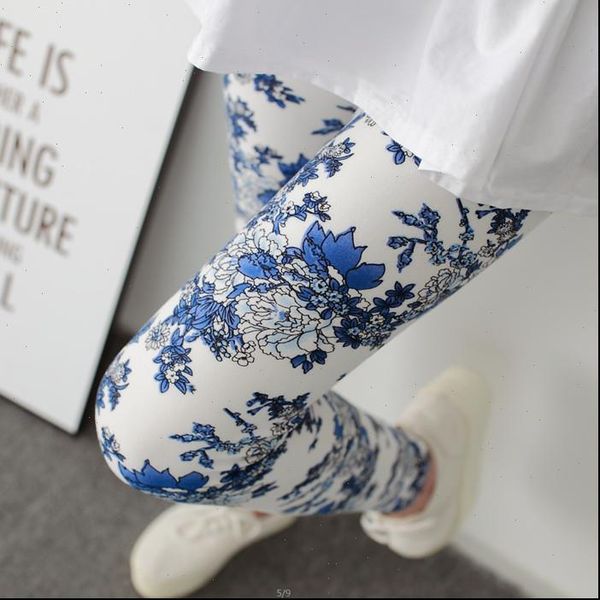 2021 blue and white porcelain printing women leggings pant high waist high elasticity flowers printed legging, Black
2021 blue and white porcelain printing women leggings pant high waist high elasticity flowers printed legging, Black