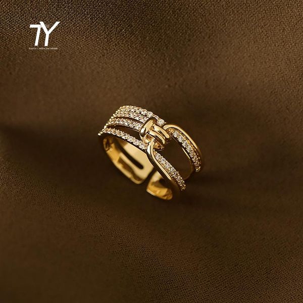 cluster rings 2021 creative geometric knot metal gold opening for woman fashion jewelry luxury party girl's unusual ring, Golden;silver
cluster rings 2021 creative geometric knot metal gold opening for woman fashion jewelry luxury party girl's unusual ring, Golden;silver