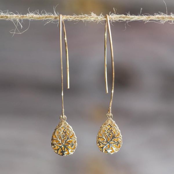 new luxury dangle earrings for women fashion gold color retro hollow pattern jewelry geometric earrings gifts for the new year, Silver
new luxury dangle earrings for women fashion gold color retro hollow pattern jewelry geometric earrings gifts for the new year, Silver