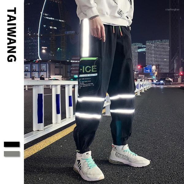 #2216 cargo pants men streetwear hip hop trousers for men casual loose mens joggers with side pockets spliced 3m reflective1, Black 
#2216 cargo pants men streetwear hip hop trousers for men casual loose mens joggers with side pockets spliced 3m reflective1, Black