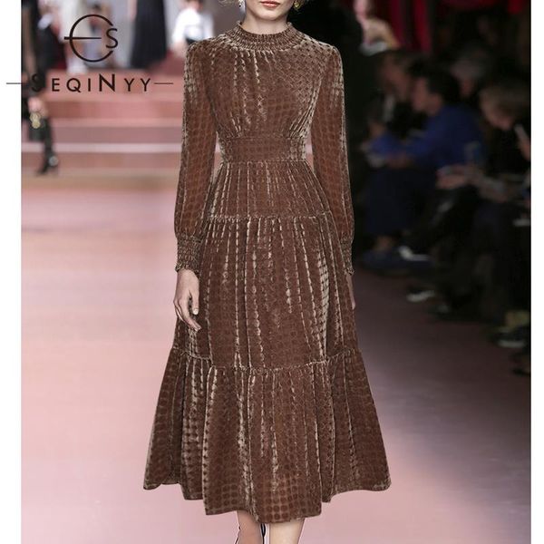 seqinyy elegant midi dress velvet flowers 2020 autumn winter new fashion design women long sleeve a-line runway warm, Black;gray
seqinyy elegant midi dress velvet flowers 2020 autumn winter new fashion design women long sleeve a-line runway warm, Black;gray