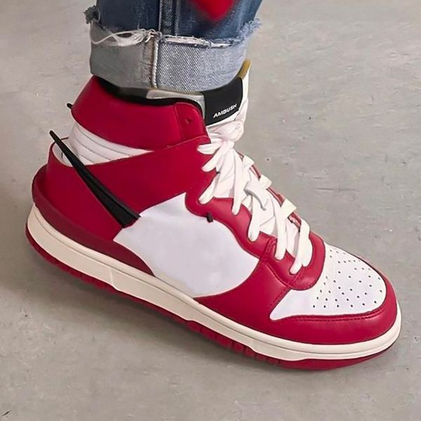 2021 new sb dunks mid black/white mens basketball shoes chicago deep royal blue ambush x dunks high 1s sneakers sports outdoor trainers
2021 new sb dunks mid black/white mens basketball shoes chicago deep royal blue ambush x dunks high 1s sneakers sports outdoor trainers