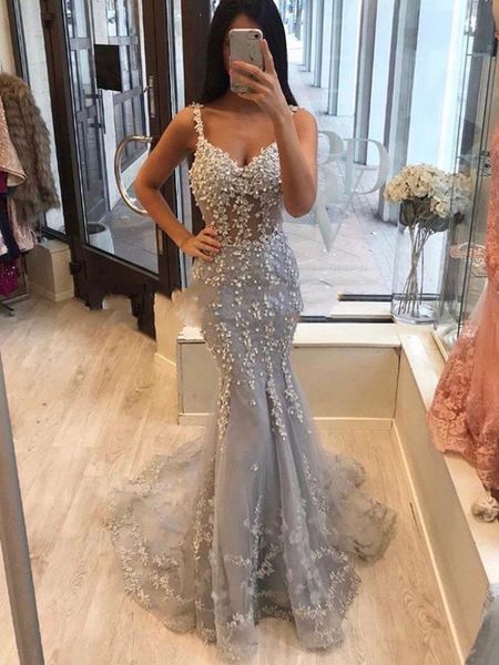 silver lace mermaid evening dresses 2021 new spaghetti straps long prom dress beading pearls open back plus size formal evening wear, Black;red
silver lace mermaid evening dresses 2021 new spaghetti straps long prom dress beading pearls open back plus size formal evening wear, Black;red