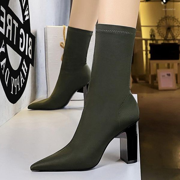 women metal heel simple short boot thick heel high pointed elastic design nightclub boots1, Black
women metal heel simple short boot thick heel high pointed elastic design nightclub boots1, Black