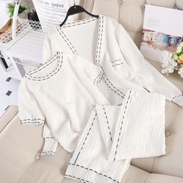 fashion suit female 2020 new small fragrance three-piece knit cardigan + t-shirt + wide leg pants long pants1, White
fashion suit female 2020 new small fragrance three-piece knit cardigan + t-shirt + wide leg pants long pants1, White
