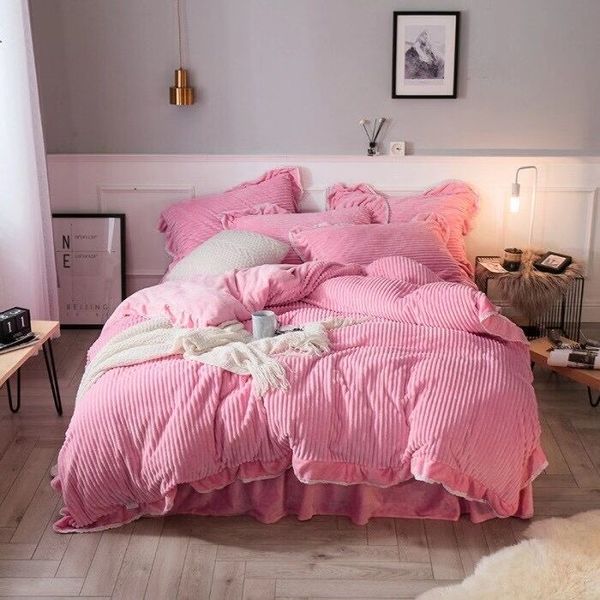 2020 designer bedding sets baby pink bed comforters sets many colors luxury winter bedding in stock
2020 designer bedding sets baby pink bed comforters sets many colors luxury winter bedding in stock