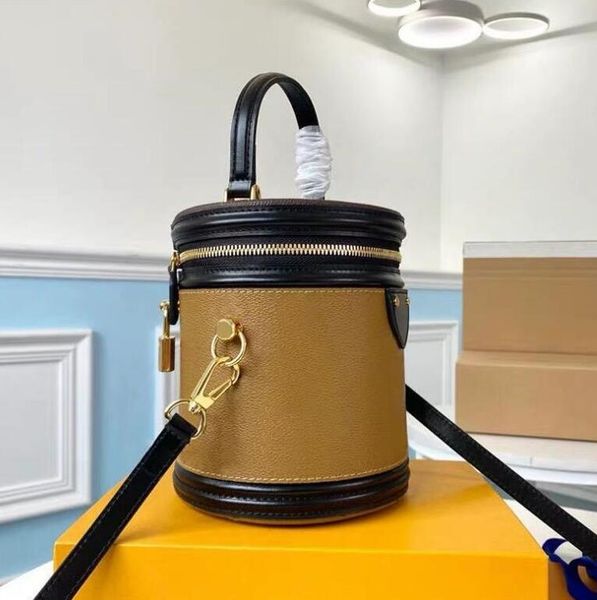 new bucket bag for women cannes classic leather tote fashion shoulder bag lady handbags presbyopic purse messenger bag petit noe no box
new bucket bag for women cannes classic leather tote fashion shoulder bag lady handbags presbyopic purse messenger bag petit noe no box
