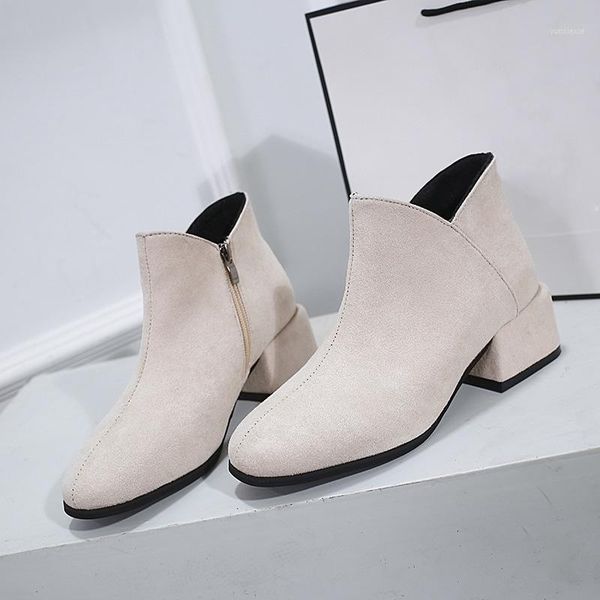 2020 winter fashion women boots elegant ladies high heels ankle boots casual woman winter shoes black square heel 4.5cm a19411
2020 winter fashion women boots elegant ladies high heels ankle boots casual woman winter shoes black square heel 4.5cm a19411