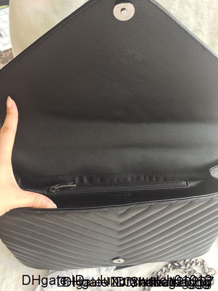2020 32cm jumbo x large v shape flaps bag with key chain handbags shoulder handbag messenger purse shopping tote
2020 32cm jumbo x large v shape flaps bag with key chain handbags shoulder handbag messenger purse shopping tote